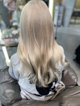 ニーナ ビューティーサロン(NINA Beauty Salon) ハイトーンブラックインナー#インナーカラー