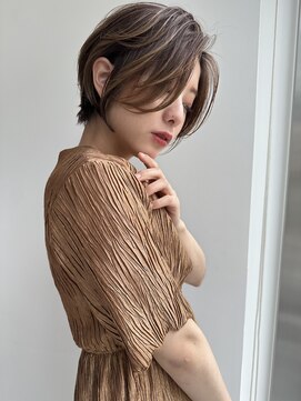 バンプ ギンザ(BUMP GINZA) 30代、40代/丸みくびれショートボブ×白髪染めハイライト/大宮