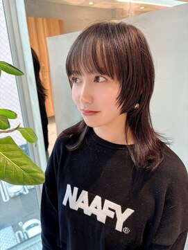 ガリカ 博多(Gallica) 【長まなみ】たっぷり顔まわりレイヤーでつくるロングウルフ