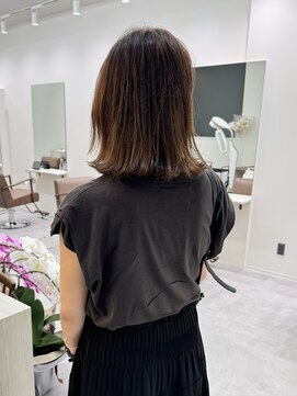 エブリ(evri) 「evri」外ハネスタイル レイヤースタイル