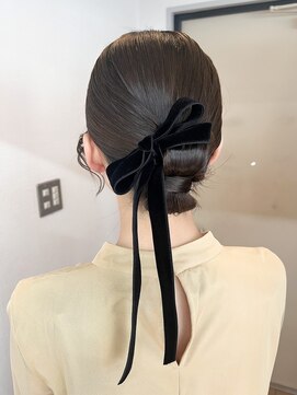 リボンシニヨン