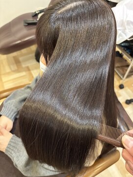 ルヴェール(Le Vert) 美髪カラー×暗髪オリーブグレージュ