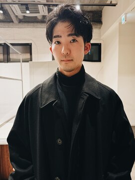 リック(LIC) センターパートパーマスタイル