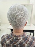 ナチュラルシルバーヘア