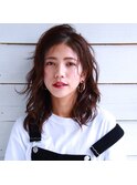 20代30代アッシュグレージュミディアムウルフ伸ばしかけ抜け感