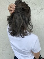 ダブル(W)&nbsp;アッシュグレー＆ハイライト