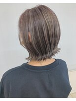 クオリス 上板橋店(QUALIS) 大人かわいい★ 白髪カバー ハイライト 艶ボブ 前下がり 外ハネ