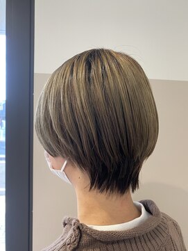 エイム(AIM) 丸みショートボブ