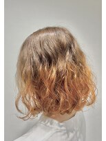 リリー シンジュク(Lilly)&nbsp;【Lilly新宿】#グラデーション#ミルクティーベージュ#オレンジ