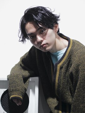 ココ 本八幡(KOKO) 波巻きツイストスパイラルフェザーパーマ刈り上げセンターパート