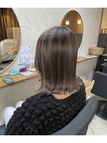 アノイ ポム(annoii_pom)&nbsp;グレージュカラー