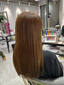 レヴェリー(REVERIE) #髪質改善#ブラウンカラー#ストレート#艶髪