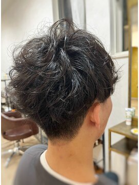 オルオル(OluOlu) メンズショート×パーマスタイル〔八戸，田向〕