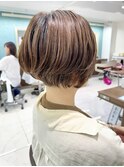 くせ毛風パーマがかわいいショートボブ