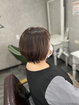 ニーノ(NI-NO) 大人ショートボブ