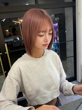 リエンスクレア(RIENS xrea) ダブルカラー*きりっぱなしボブ*ミニボブ*担当者:山本優舞