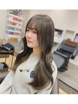 フリック(FLiC) グレージュカラー