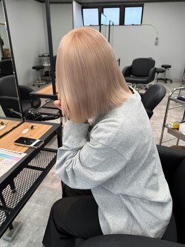 リンドトウキョウ(LINDO TOKYO) White beige