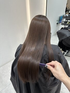 ジーナ 博多筑紫口(Zina) 透明感モカブラウン×艶髪 髪質改善Tr!【福田れん】