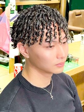 プロショップウェーブ セカンド(PRO SHOP WAVE II) スペインカール/テーパーフェード/メンズパーマ/フェザーパーマ