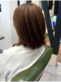 ハイライト ブリーチ ベージュカラー ミディアムレイヤー