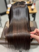 シャルムバイケンジ(Charm.by KENJE)&nbsp;天使の縮毛矯正銀座髪質改善前髪ピンクベージュアンブレラカラー