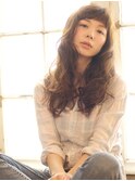 アンニュイな空気感が大人可愛いリラックスウェーブ☆
