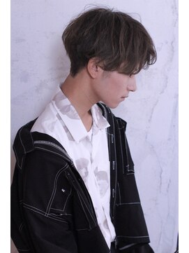 アドール(ADOR) 韓国風マッシュ 刈り上げ 前下り 【ADOR＊HIRO】