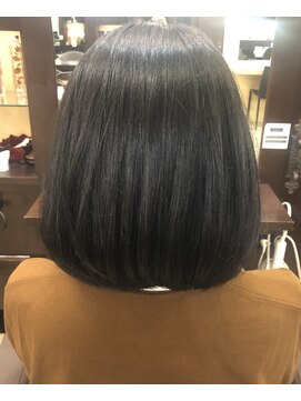 ミリュウ(Milieu) ばっさり肩上スタイル　まとまりボブ