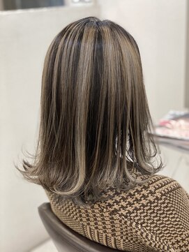ヘアーサロン イルア 北越谷(hair salon I'LUNA) ハイアンドローライト