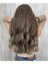 アンダーバーホワイト 京橋店(_WHITE) 映えるグラデーションデザインカラー