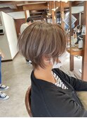 ハンサムショート ×   アッシュベージュ