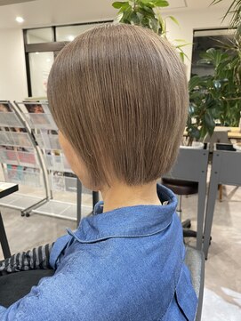 ナンバー(number+) 透明感抜群♪ダブルカラーブリーチミルクティーベージュ