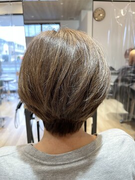 サラ(sarah) ハイライトショート