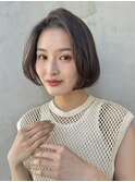 ショートボブ 顔周りレイヤー イルミナカラー　表参道30代40代
