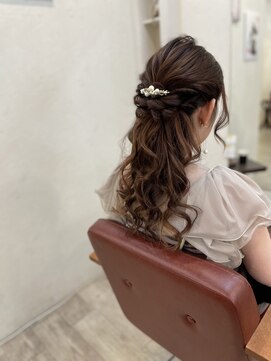 ジェニーバイメノン(JENNIE by Menon) おろし編み　アップスタイル