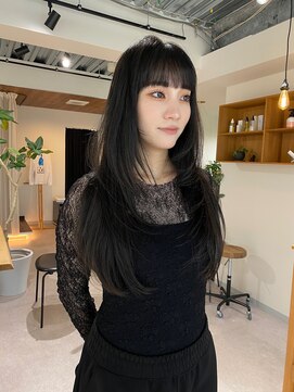 エヌダブリュエイチ(n.w.h) 印象変わる顔まわりレイヤー