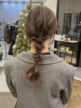 ヘアーアイスカルテット(HAIR ICI QUARTET) 20代30代大人可愛いお呼ばれスタイル編みおろし