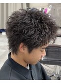 スパイキーショートパーマ/メンズ/刈り上げ/眉毛/ツイスト