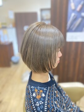 シャイン(shine) カット+ヴィラロドラカラー+トリートメント