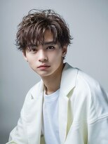 サンティエ 中央駅店(scintiller)&nbsp;メンズマッシュウルフカット波巻きツイストスパイラルパーマ