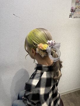 アリアバイエクラート 池袋店(ARiA by ECLART) タイトポニーテールarrange