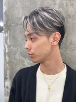 キング(K!ng)&nbsp;縮毛矯正髪質改善ハイライトレイヤーカット枚方美容室エクステ