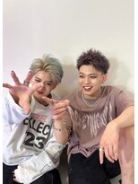 キング 楠葉店(K!ng)&nbsp;波巻きツイストスパイラルパーマ/フェザーパーマ/眉毛/メンズ