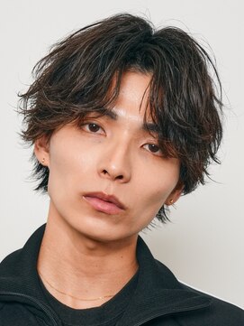 フィフス(fifth) フェザーパーマメンズヘアセンターパート原宿フェザーショート