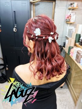 ラグズ 茅ヶ崎(LAGUZ) 【ヘアセット】フラワーアレンジ × ローズピンクハーフアップ