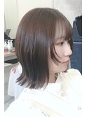 顔周りレイヤー×切りっぱなしボブ
