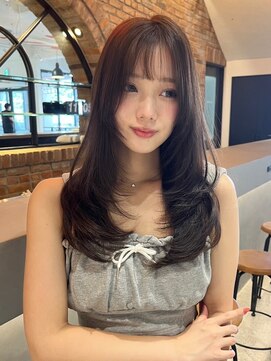 ユーフォリア 池袋東口駅前店(Euphoria) シースルーバング ロングヘア 透け感ブラウン