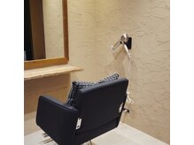 パーシーバイルトラ 鯖江店(PercY by LUTRA)の雰囲気（人目が気にならない落ち着いた半個室空間でマンツーマンの接客♪）