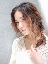 レイドバック(LAID BACK)&nbsp;ルーズでこなれ感ある編み込みアレンジ